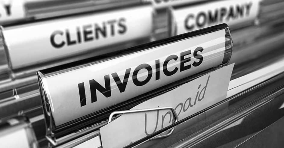 3 Tips to Decrease Outstanding Invoices and Collect More Late Payments